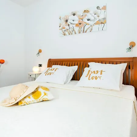 Sky Vila *